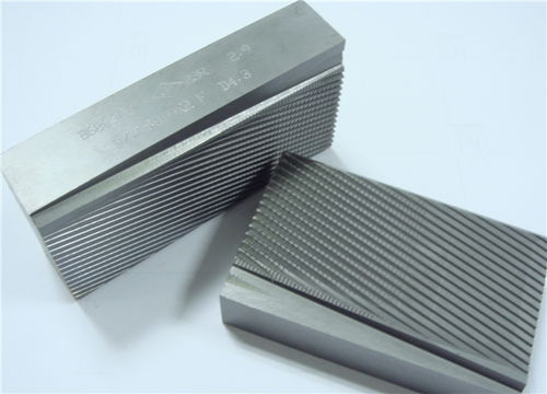 緊固件生產(chǎn)成本結(jié)構(gòu)中模具成本的占比研究